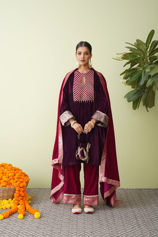 Leher Kurta Set