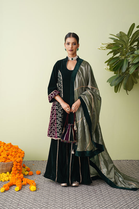 Amaira Kurta Set