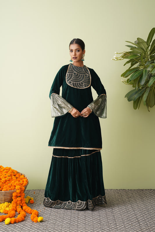 Jharoka Sharara set