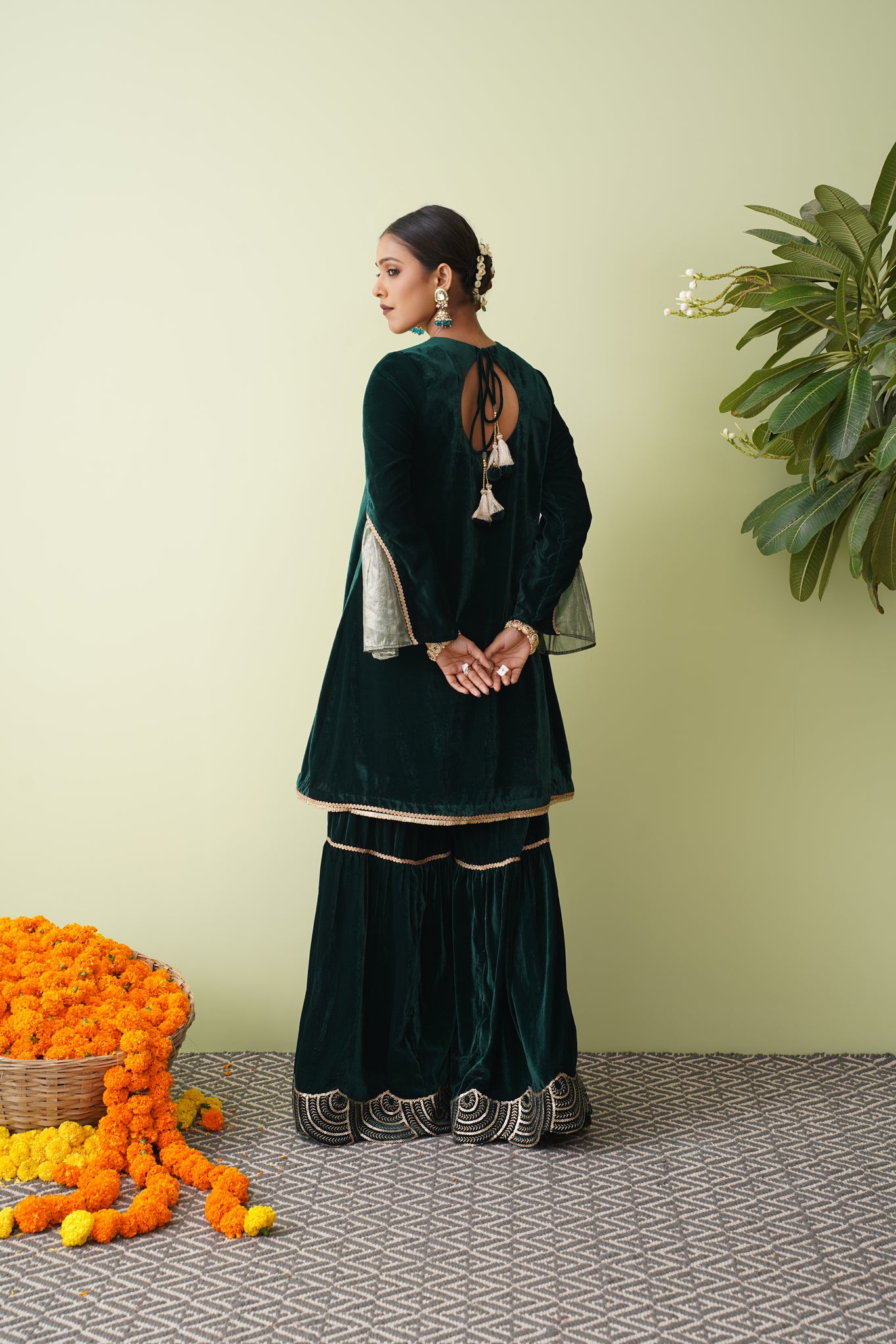 Jharoka Sharara set