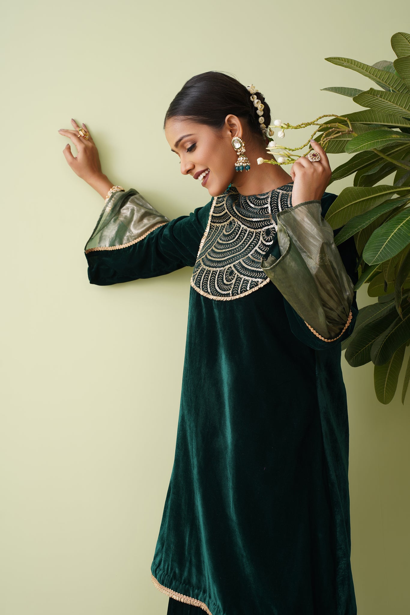 Jharoka Sharara set